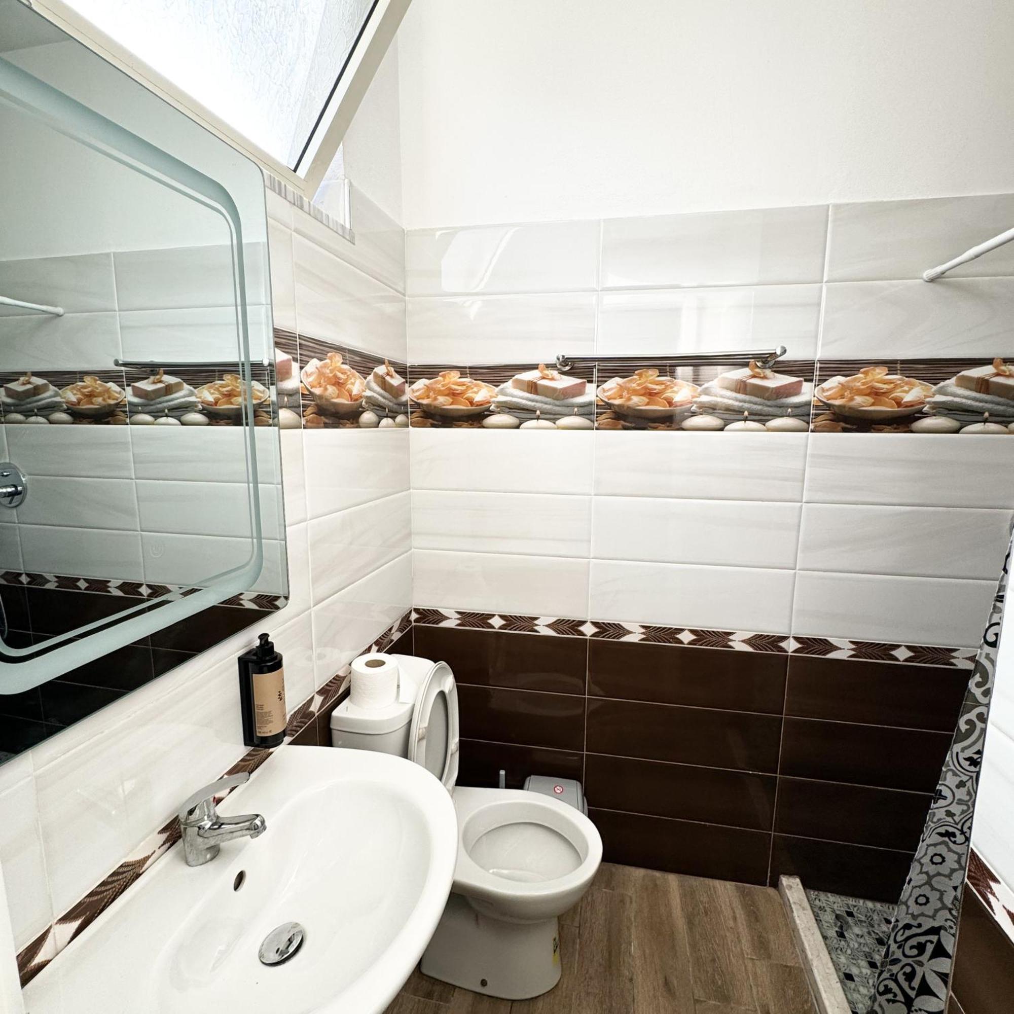 Shkodra Budget Hotel Zewnętrze zdjęcie